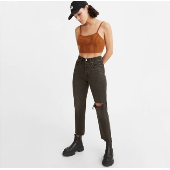 Levi’s Wedgie Straight Jeans - Picture 2 of 11